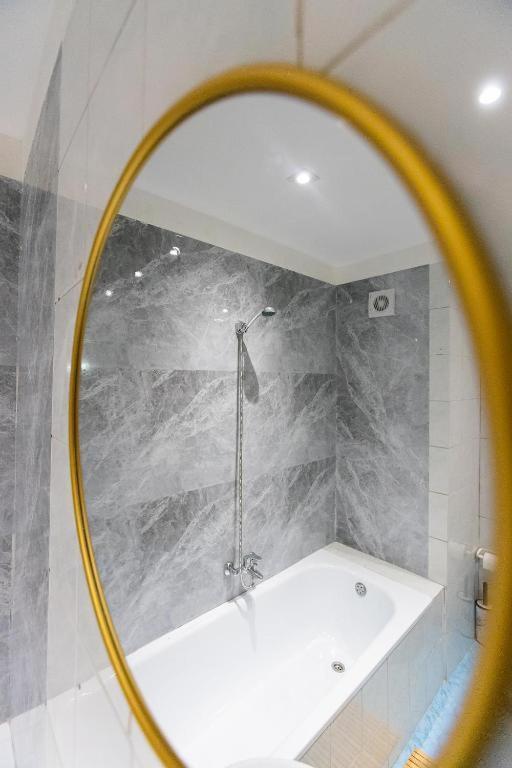 Light-2 Lovely Apartment In Tirana Exterior photo