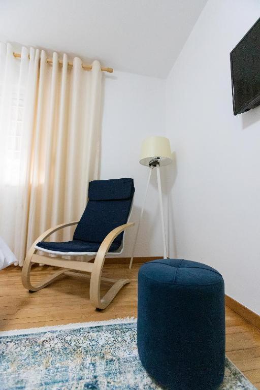 Light-2 Lovely Apartment In Tirana Exterior photo